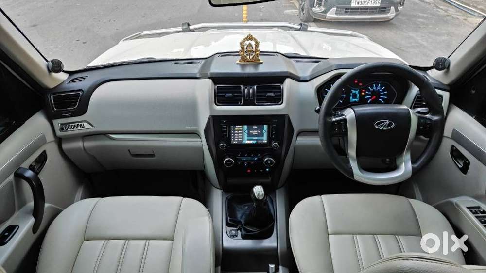 Mahindra Scorpio S10, 2016, Diesel