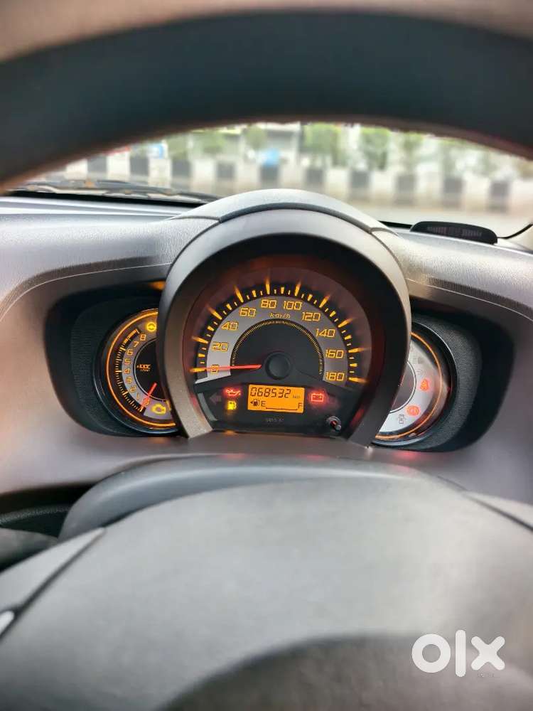 Honda Brio Mt 2012