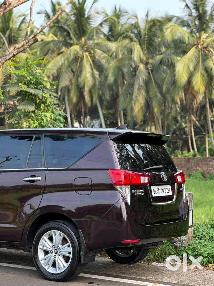 Toyota Innova Crysta 2017 Diesel Well Maintained