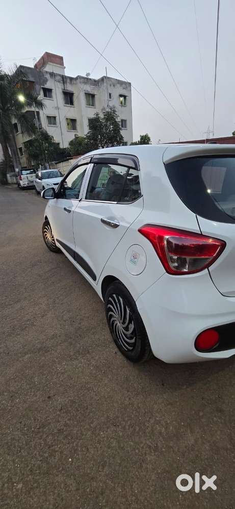 Hyundai Grand I10 Era Cng, 2019, Cng & Hybrids