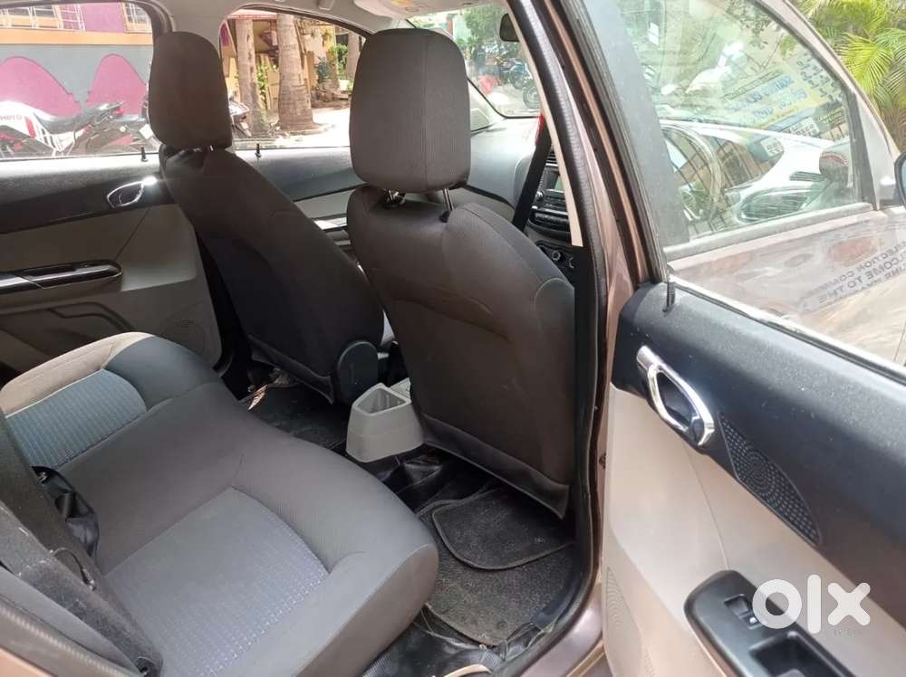 Tata Tiago 1.2 Revotron Xm, 2017, Petrol