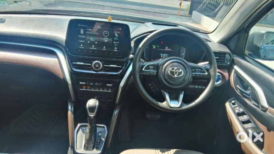 Toyota Urban Cruiser Hyryder 1.5 V Hybrid, 2024, Petrol