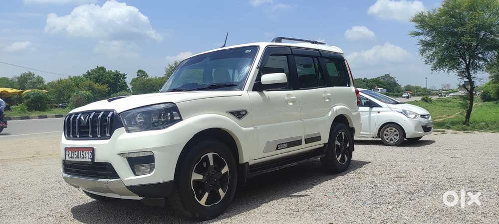 Mahindra Scorpio Classic 2.2 S 11 Mt 7 Str, 2023, Diesel
