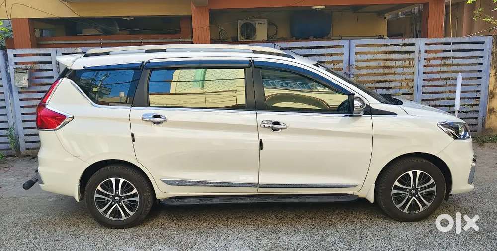 Maruti Ertiga Smart Hybrid Zxi At (automatic)
Direct Owner 5068 Kms