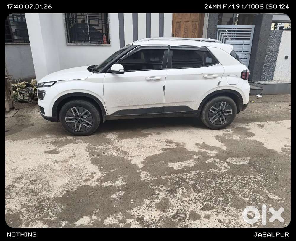 Hyundai Venue 2022 Diesel Well Maintained