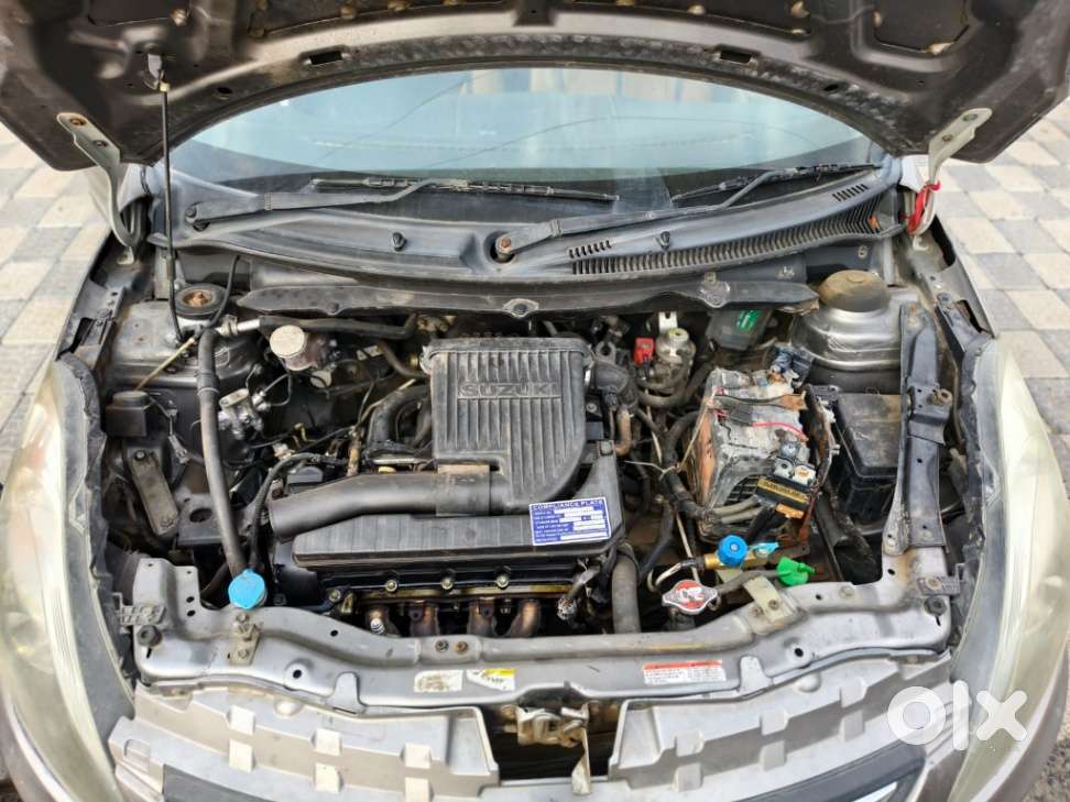 Maruti Suzuki Swift Dzire 1.3 Vxi, 2016, Cng & Hybrids