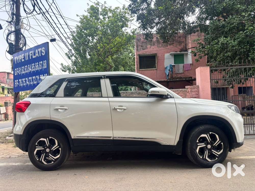 Maruti Suzuki Vitara Brezza Lxi 2022 (converted To Zxi+)  48000 Km