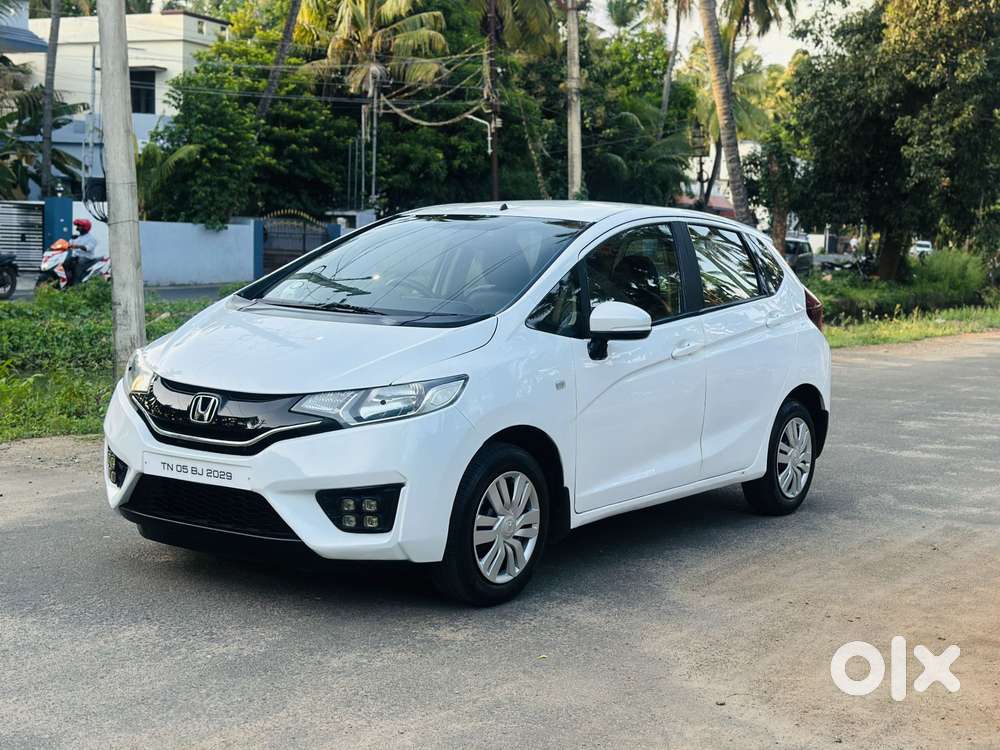 Honda Jazz V Automatic, 2016, Petrol