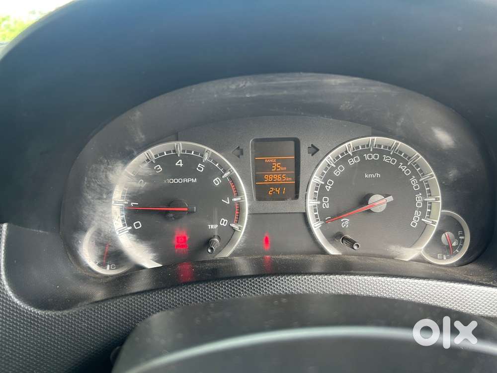 Maruti Suzuki Swift Petrol Manual 2012 Year
