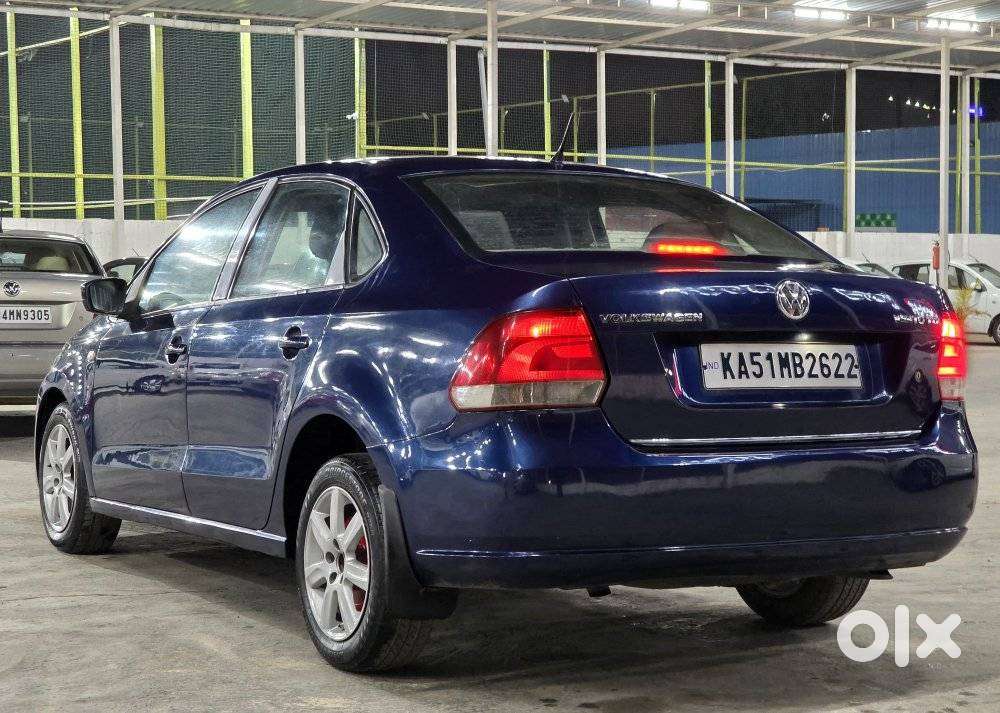 Volkswagen Vento 2010-2013 Petrol Highline, 2011, Diesel