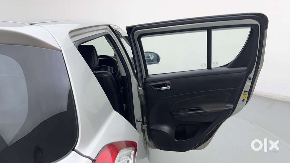 Maruti Suzuki Swift Vvt Vxi, 2015, Petrol