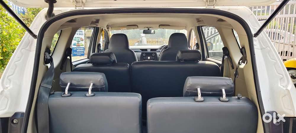 Renault Triber Rxl, 2022, Petrol