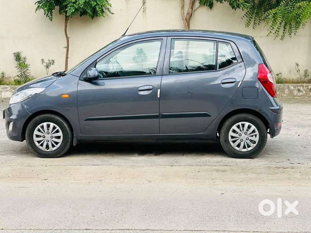 Hyundai I10 Sportz, 2014, Petrol