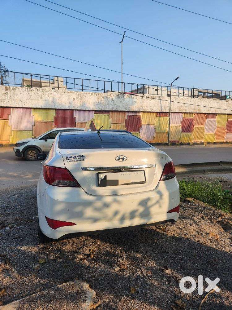 Hyundai Verna Transform 1.6 Vtvt, 2015, Petrol