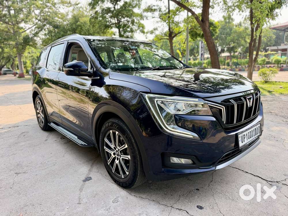 Mahindra Xuv700 2.0 Ax 7 Petrol At Str, 2023, Petrol