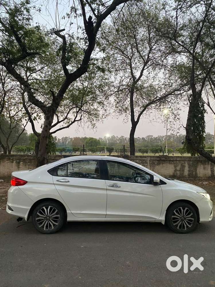 Honda Petrol Car 2018 Year With Service Record