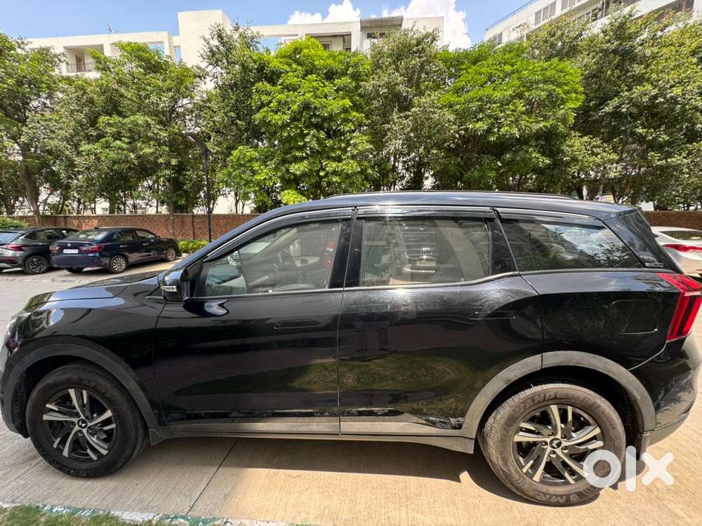Mahindra Xuv700 2025 Petrol 19500 Km Driven