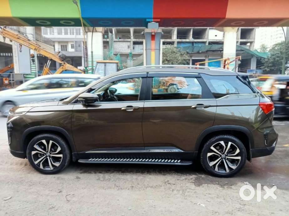 Mg Hector Plus Sharp Pro 1.5 Turbo Petrol Cvt 7 Str, 2025, Petrol