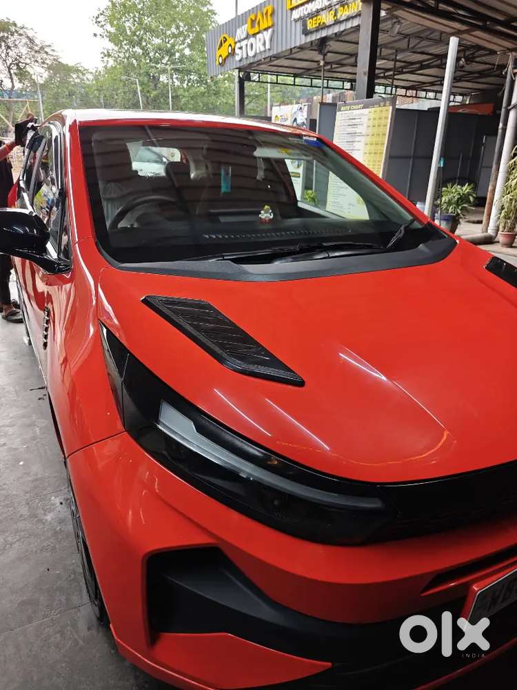 Tata Altroz Creative Petrol 2026