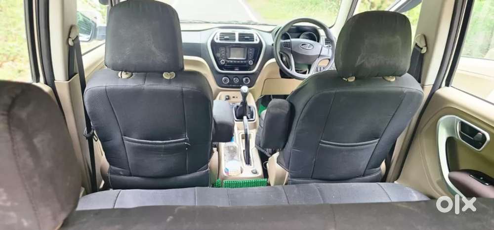 Mahindra Tuv 300 Mhawk100 T8, 2016, Diesel