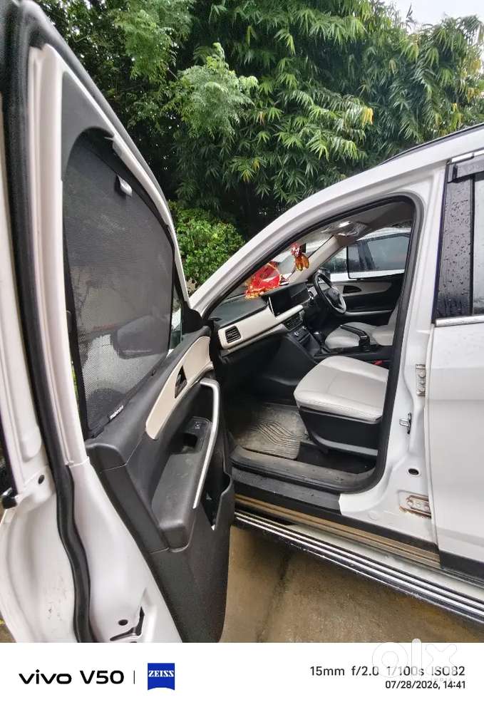 Mahindra Xuv700 2024 Diesel 42000 Km Driven