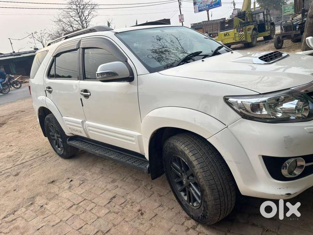 Toyota Car Diesel 2015