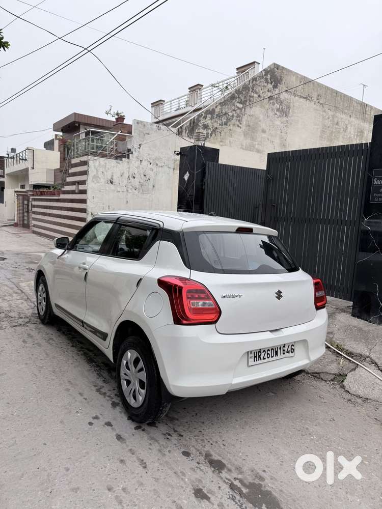 Maruti Suzuki Swift Vxi Abs Bsiv, 2019, Petrol