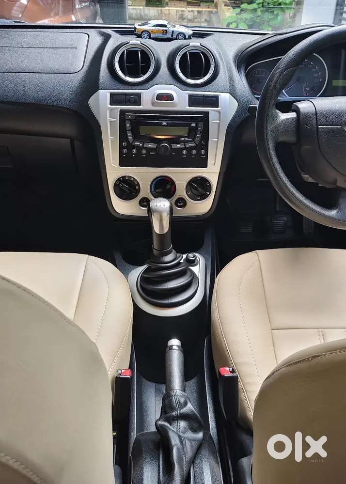 Ford Figo 2012 Diesel 72000 Km Driven
