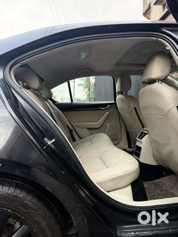 Skoda Octavia 2.0 Elegance Tdi Cr At, 2015, Diesel