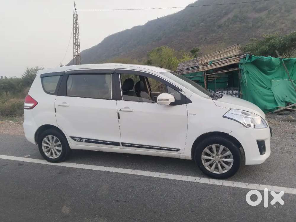 Maruti Suzuki Ertiga 2013 Cng