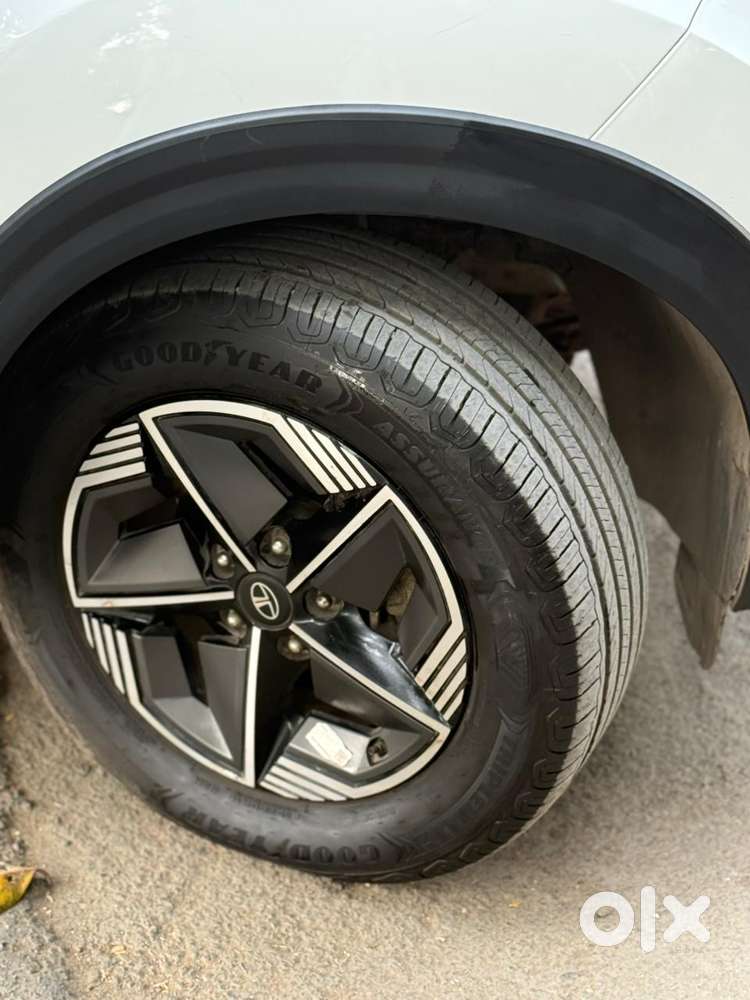 Tata Nexon, 2023, Petrol