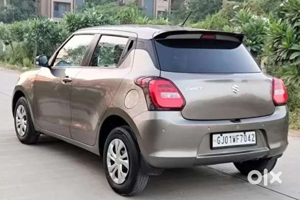 Maruti Suzuki Swift Vxi, 2022, Petrol