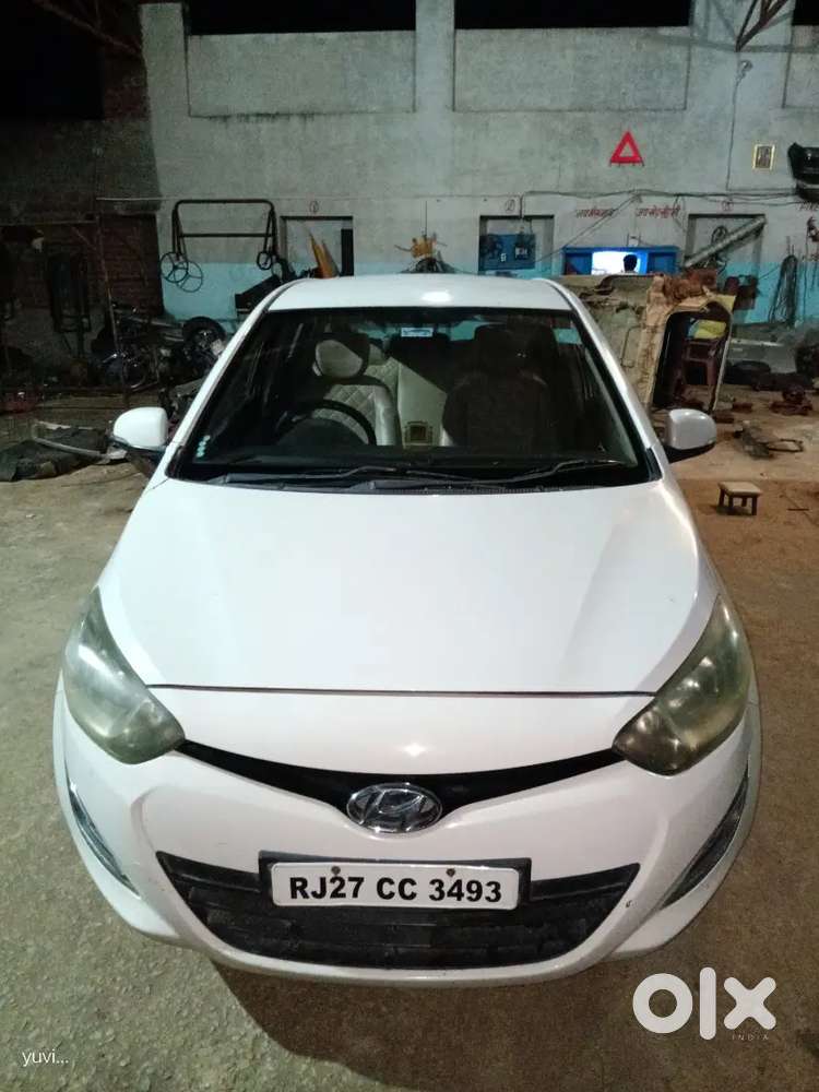 Hyundai I20 Magna 2012 Car