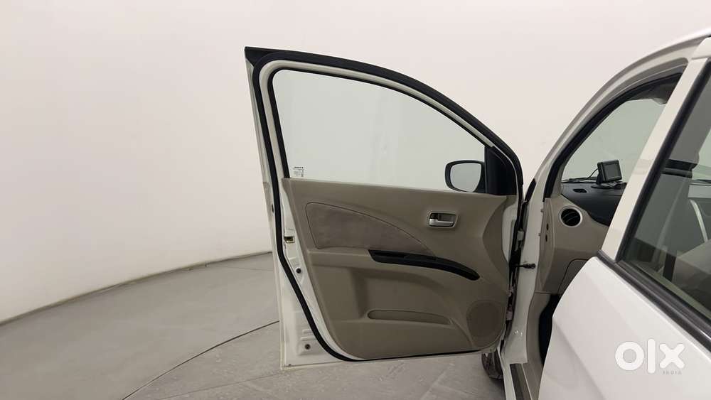 Maruti Suzuki Celerio Zxi Optional Amt, 2017, Petrol