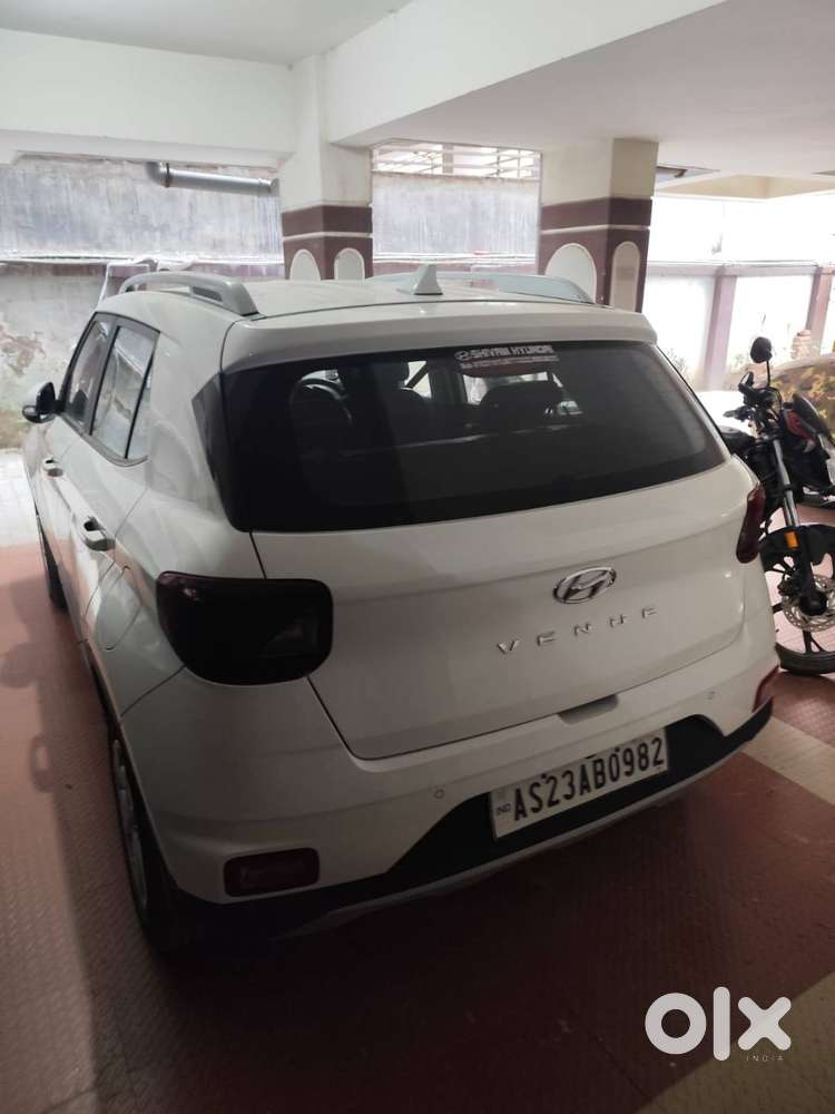 Hyundai Venue S+ 2021 Petrol