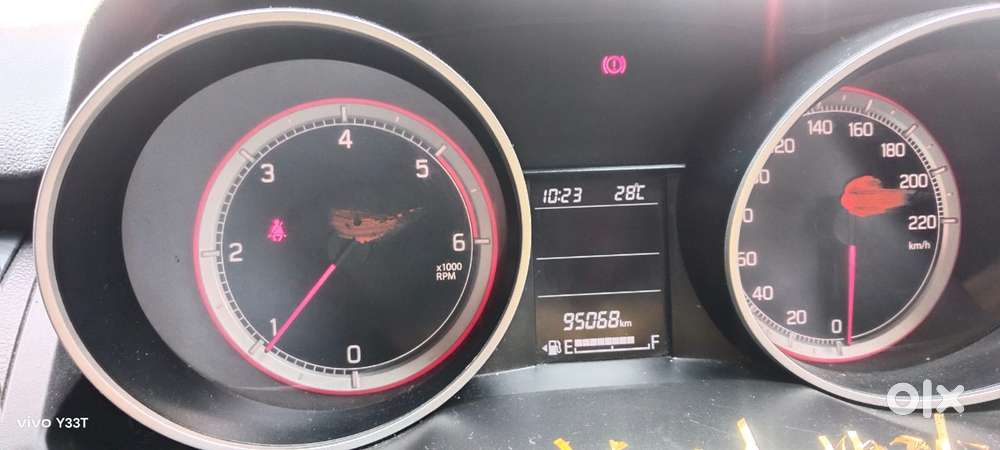 Maruti Suzuki Swift Zdi Plus, 2019, Diesel