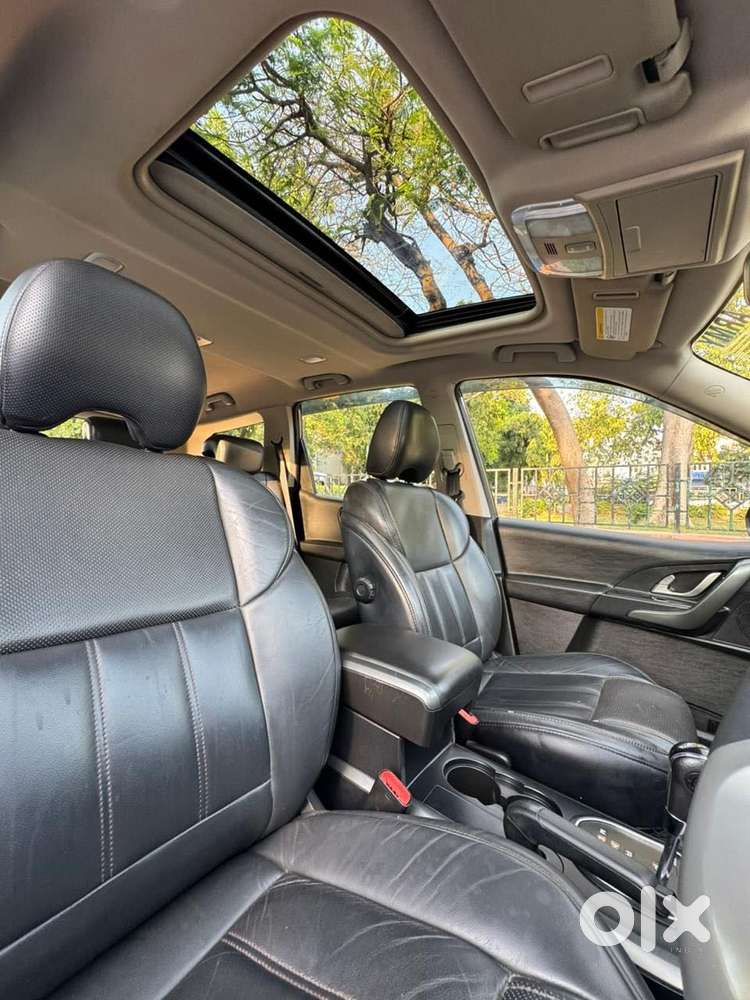 Mahindra Xuv500 2.2 W10 Sportz Edition At, 2018, Diesel