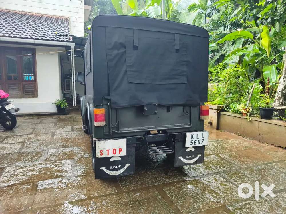 Good Condition Vintage Model Jeep