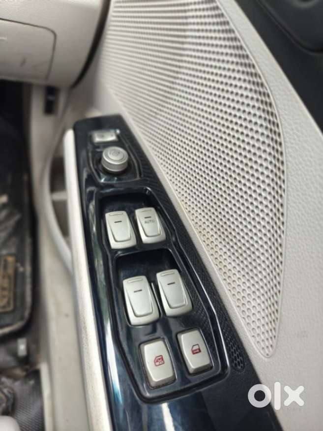 Mahindra Xuv300 W8 Amt Optional Diesel, 2020, Diesel