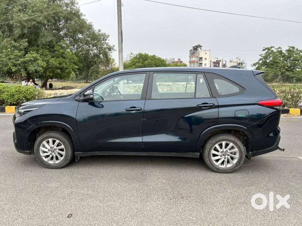 Toyota Innova Hycross 2.0 Gx 7 Str, 2024, Petrol