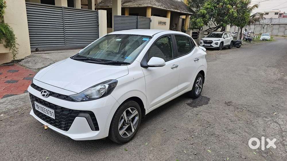 Hyundai Aura 2024 Petrol 7400 Km Driven