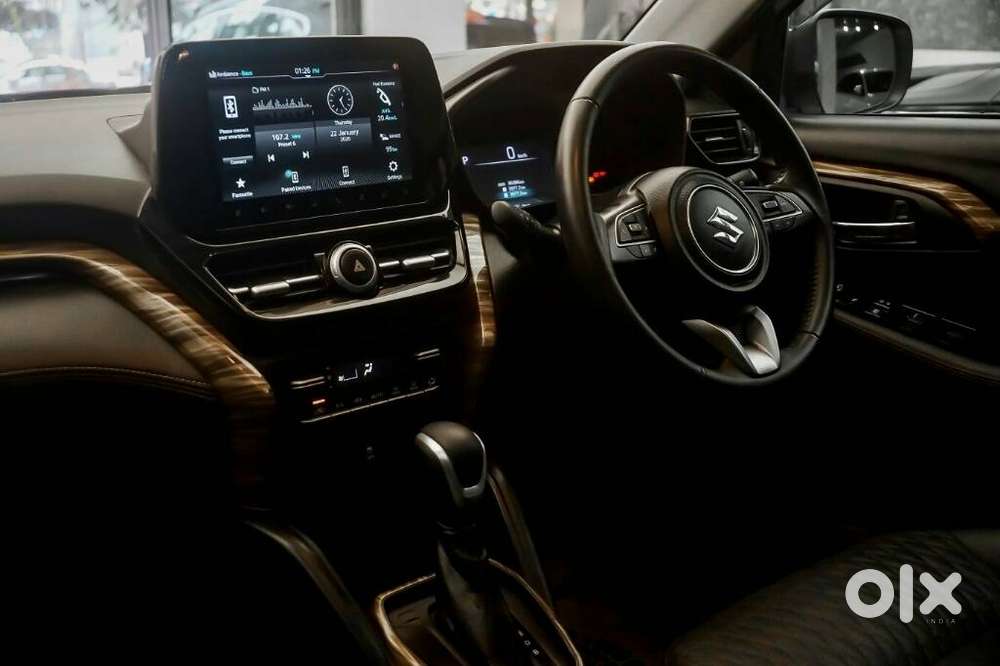 Maruti Suzuki Grand Vitara 1.5 Alpha Plus Intelligent Hybrid Ecvt, 2..