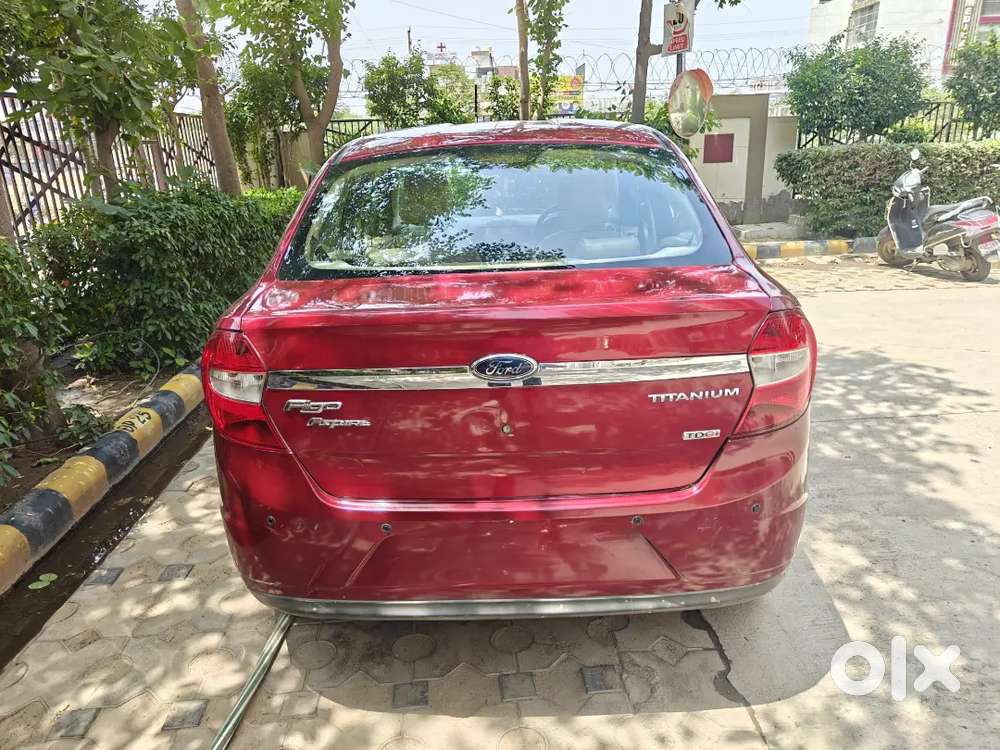 Pristine Red Ford Aspire For Sell