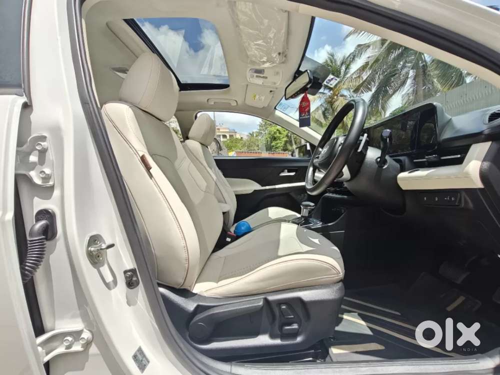 Hyundai Verna 1.5 Sx (o) Vtvt, 2024, Petrol