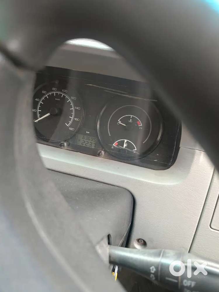 Tata Sumo Gold 2013