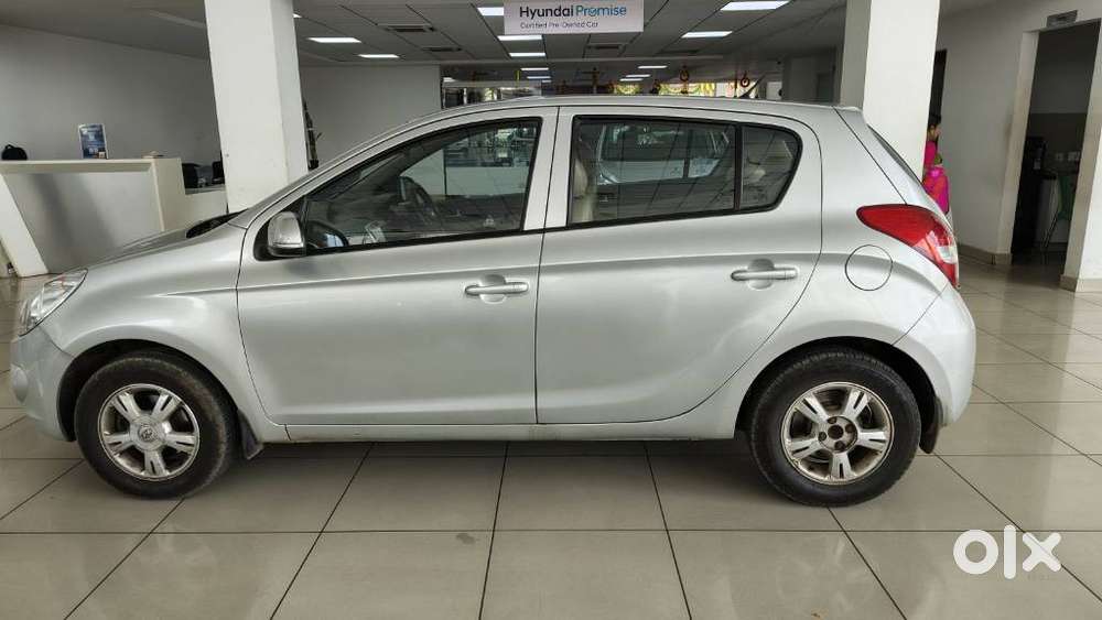 Hyundai I20 Asta 1.4 At With Avn, 2012, Petrol