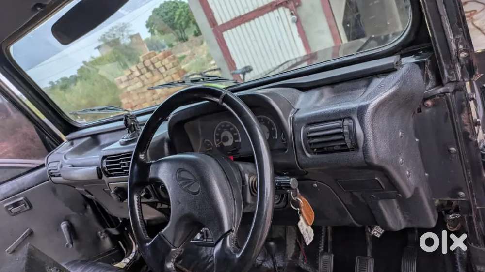 Mahindra Thar 2.5 Crde 4x4 Ac 2014