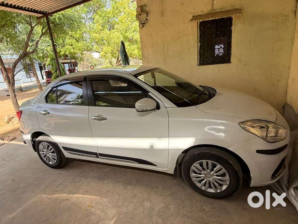Maruti Suzuki Dzire Petrol 45000 Km Driven