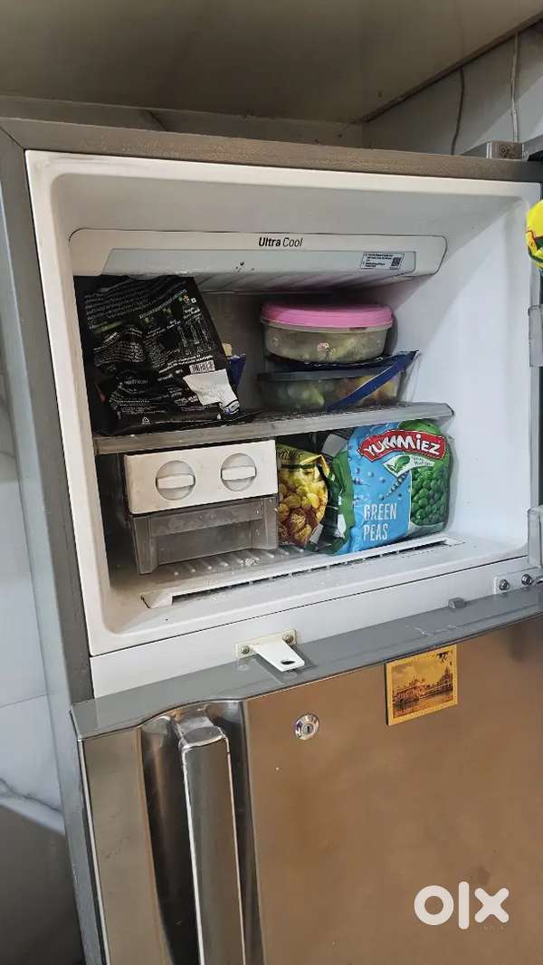 Double door Refrigerator