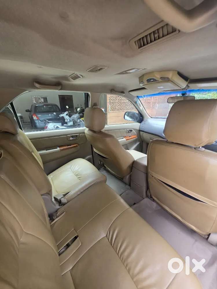 Toyota Fortuner Diesel Manual 4*4 2010 Model